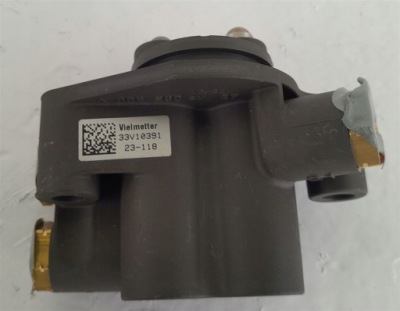 Клапан коробки передач mercedes actros atego antos a0022608157 новый oryg. фото №1