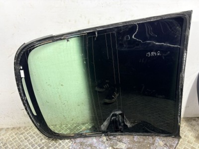 Скло задня tesla model 3 фото №1