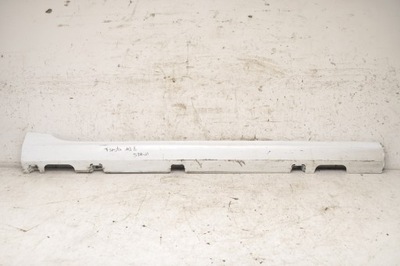 Ford fiesta mk8 накладка поріг права st фото №1