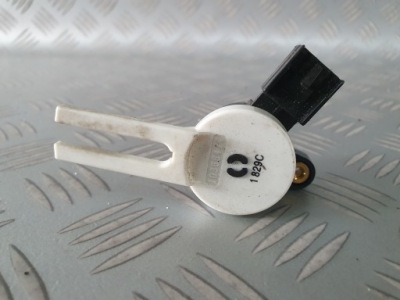 Датчик педали zafira c astra insignia meriva фото №1