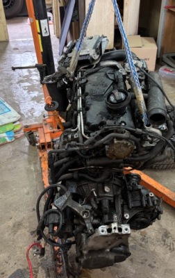 Vw golf v 5 plus двигатель 1,9 tdi bkc фото №1