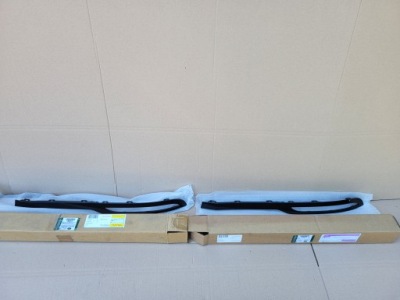 Range rover velar молдинг бампера задняя правая new оригинальный номер фото №1