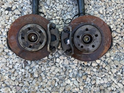 Mercedes a-klasa w169 w245 поворотний кулак права перед фото №1