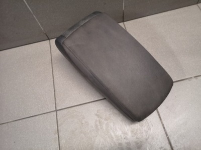 Подлокотник средний материал audi a6 c6 фото №1