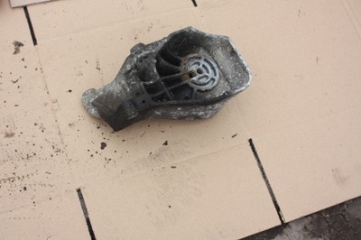 Кронштейн двигателя volvo v70 ii 2,4 b фото №1