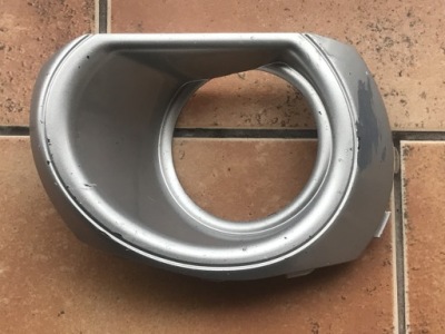 Subaru outback 2009+ решітка w бампер lp 57731aj4909 фото №1