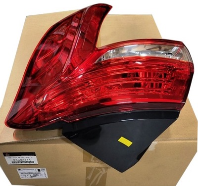 Оригинальная лампа задняя правая citroen c4 aircross 1607955480 фото №1