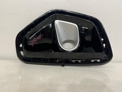 Решётка бампера левая перед kia stonic фото №1