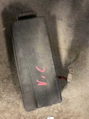 Коробка запобіжників opel 13205799 фото №1