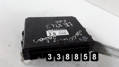 2000 lexus is ecu 89540 53030 фото №1