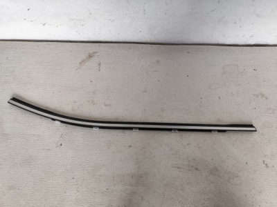 Ssangyong tivoli 2016 1.6 e-xgi молдинг хром ущільнювач двері правий задній фото №1