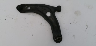 Рычаг левый toyota yaris ii фото №1