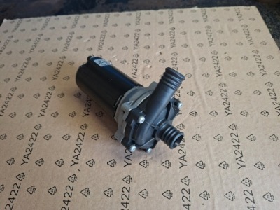 Додаткова насос води mercedes a0005000386 фото №1