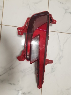 Hyundai elantralampatył правая фото №1