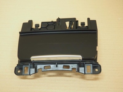 Попільничка бардачок audi a4 a5 q5 8k0857951 фото №1