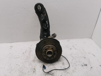 Поворотний кулак ступиця правий задній mercedes b-klasa w246 фото №1