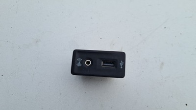 VW GOLF VII 12-19R PORT КАРДРИДЕР ИНТЕРФЕЙС ГНЕЗДО USB AUX 5G0035222C