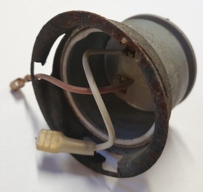 Защита фара bmw e3 e9 e12 e21 e23 63121372732 1372732 фото №1