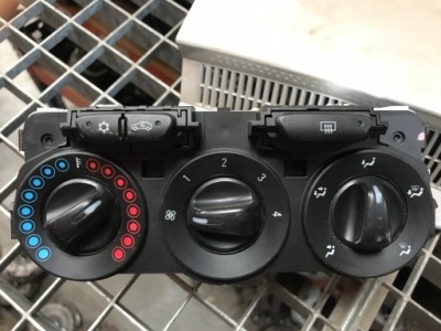 Opel corsa e панель кондиціонера 466119570 фото №1