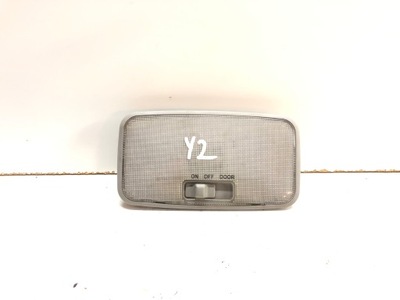 Лампа салона toyota yaris ii rav4 camry фото №1