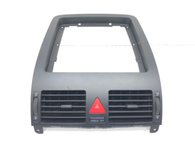 Решітка обдув перед vw touran minivan 03-10 фото №1