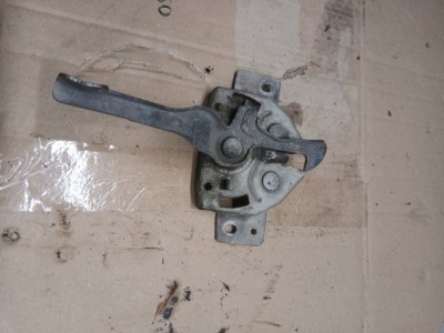 Suzuki jimny 2005 замок капот двигателя фото №1