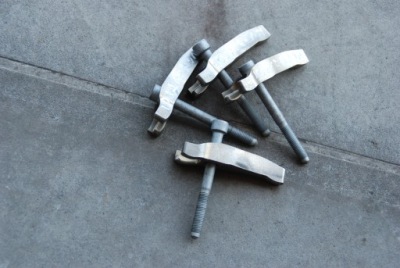 Ford kuga s-max 2,0tdci кронштейн впрыска 12r фото №1