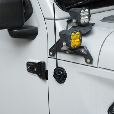 RANURA DE ANTENA JEEP WRANGLER JK / JL / GLADIATOR  