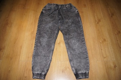 Spodnie jeansowe joggery r. 31/32 Reserved