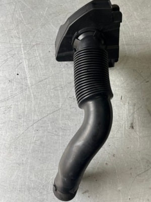 Резонатор ловець повітря citroen berlingo iii peugeot partner lift 15-18 фото №1