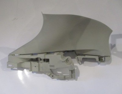 Молдинг захист пластик стійка задня ліва лівий mazda 3 iii bm bhn9-68260 фото №1