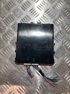 Модуль smart key toyota prius iv 15- фото №1