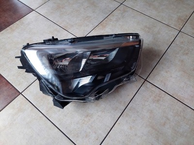 Лампа - права - звичайна - bez led --- opel combo e фото №1