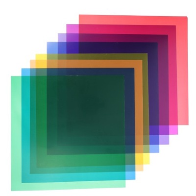 Korekcja kolorowych nakładek na kliszę do aparatu fotograficznego