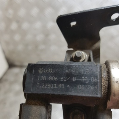 Клапан вакууму audi a6-c5 1j0906627b фото №1