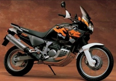 PEGATINAS HONDA XRV 750 AFRICA TWIN RD07 COLOR NARANJA  