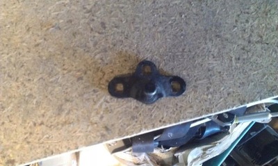 Ford mondeo mk3 hb - замок крышки задняя фото №1