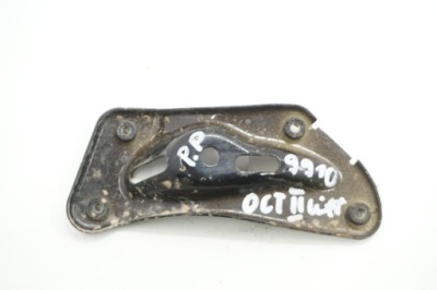 Octavia ii lift кронштейн крыла правый перед 9910 фото №1