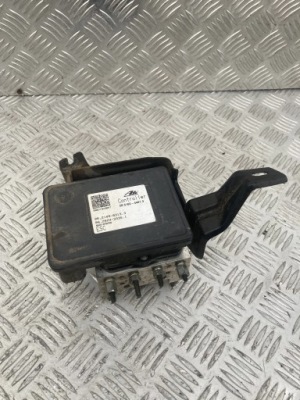 Насос abs suzuki swift mk8 17- 1.0 фото №1