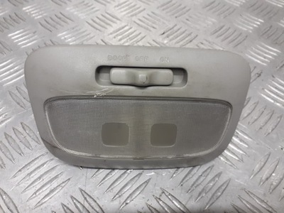 Освещение кабины перед toyota yaris i фото №1