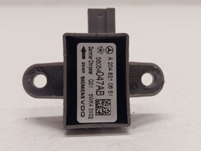 Датчик ударный дверь mercedes w204 a2048210651 фото №1