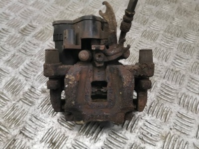 Land rover discovery sport 2015 супорт гальмівний задній fk722k328bc фото №1