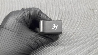 Вимикач вентилятора renault express фото №1