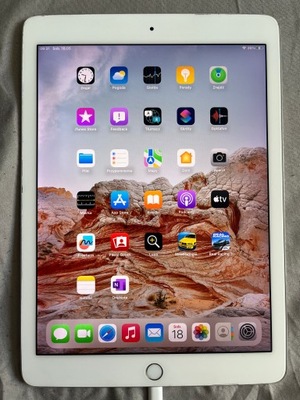 Apple iPad Pro A1673 9,7" 2 GB / 32 GB srebrny
