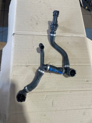 Bmw g20 g30 3.0 i труба шланг води 8742080 8742080-01 фото №1