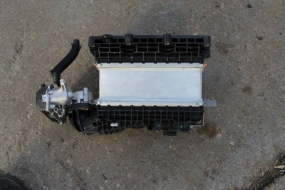 Колектор всмоктуючий 140016552r renault оригінальний номер фото №1