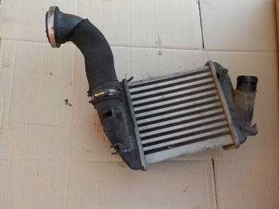 Интеркулер левый audi a4 b6 2,5 tdi фото №1