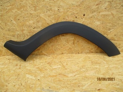 Dacia duster молдинг крыло левый задняя фото №1