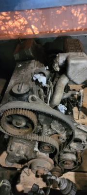 Двигатель m21b24 do bmw e30 bardzo хороший фото №1
