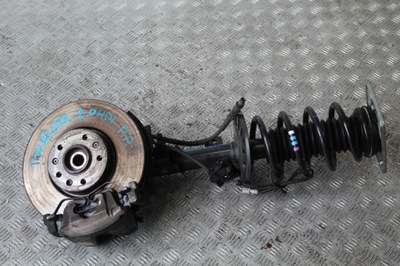 Поворотный кулак амортизационная стойка правый перед traveller expert 3 фото №1